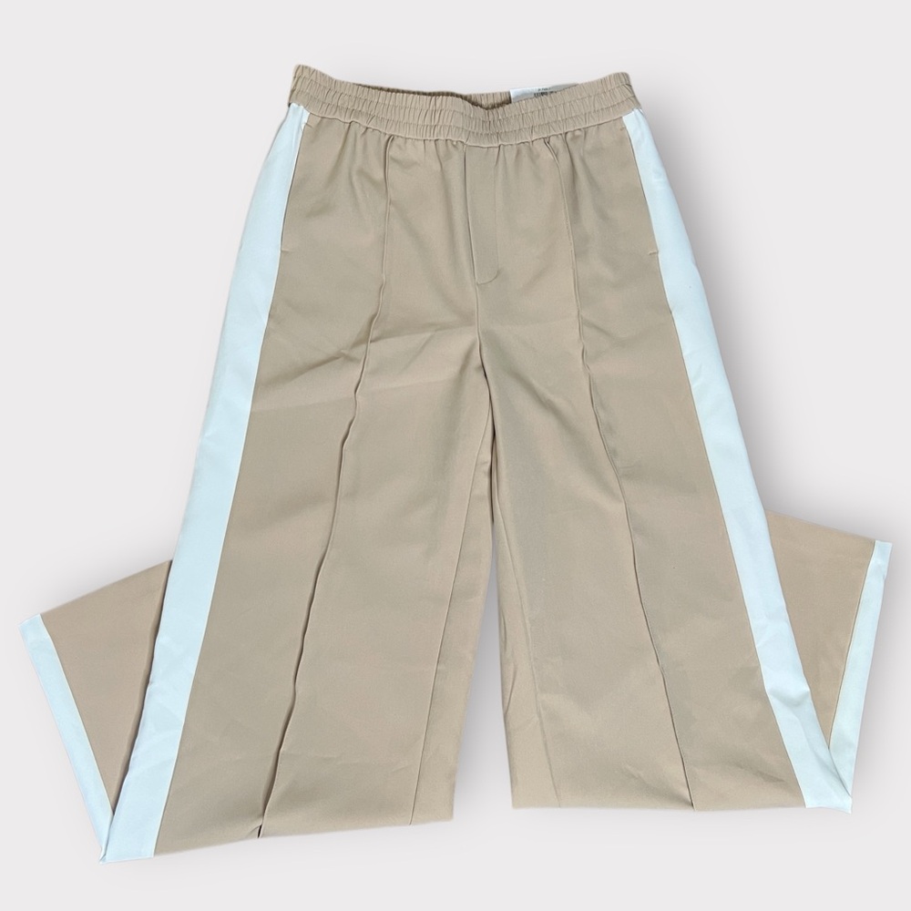 NWT ON 34TH Wide Leg Pull On Pants Beige with White Side Stripe | Size Medium